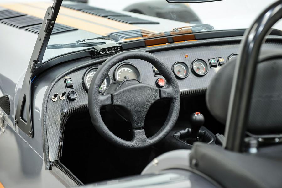 Панель приборов Caterham Seven 355 R 2015 года  (WW) (фото 7 из 11)